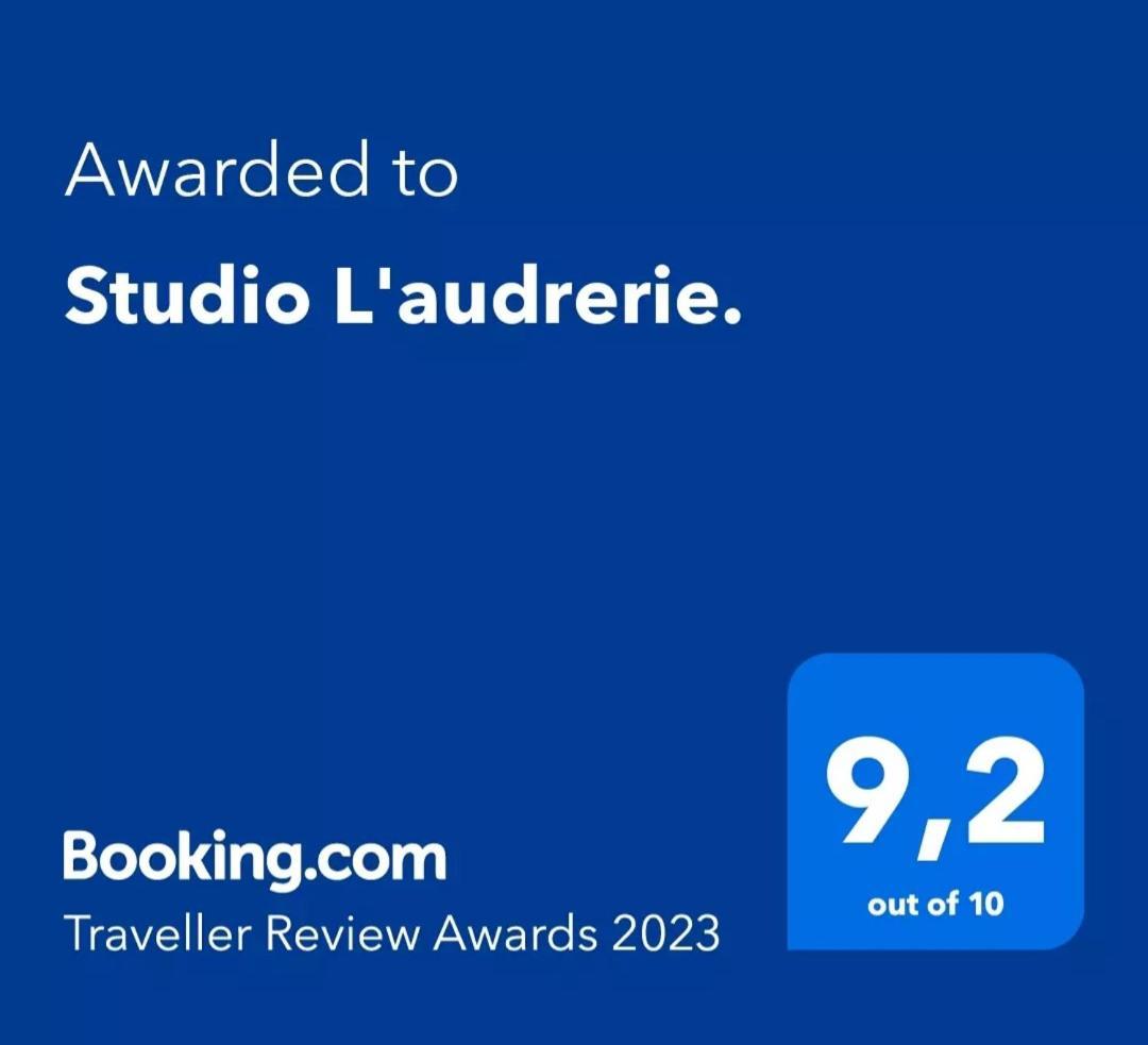 Studio L'Audrerie. Saint-Pardoux-Corbier Bagian luar foto