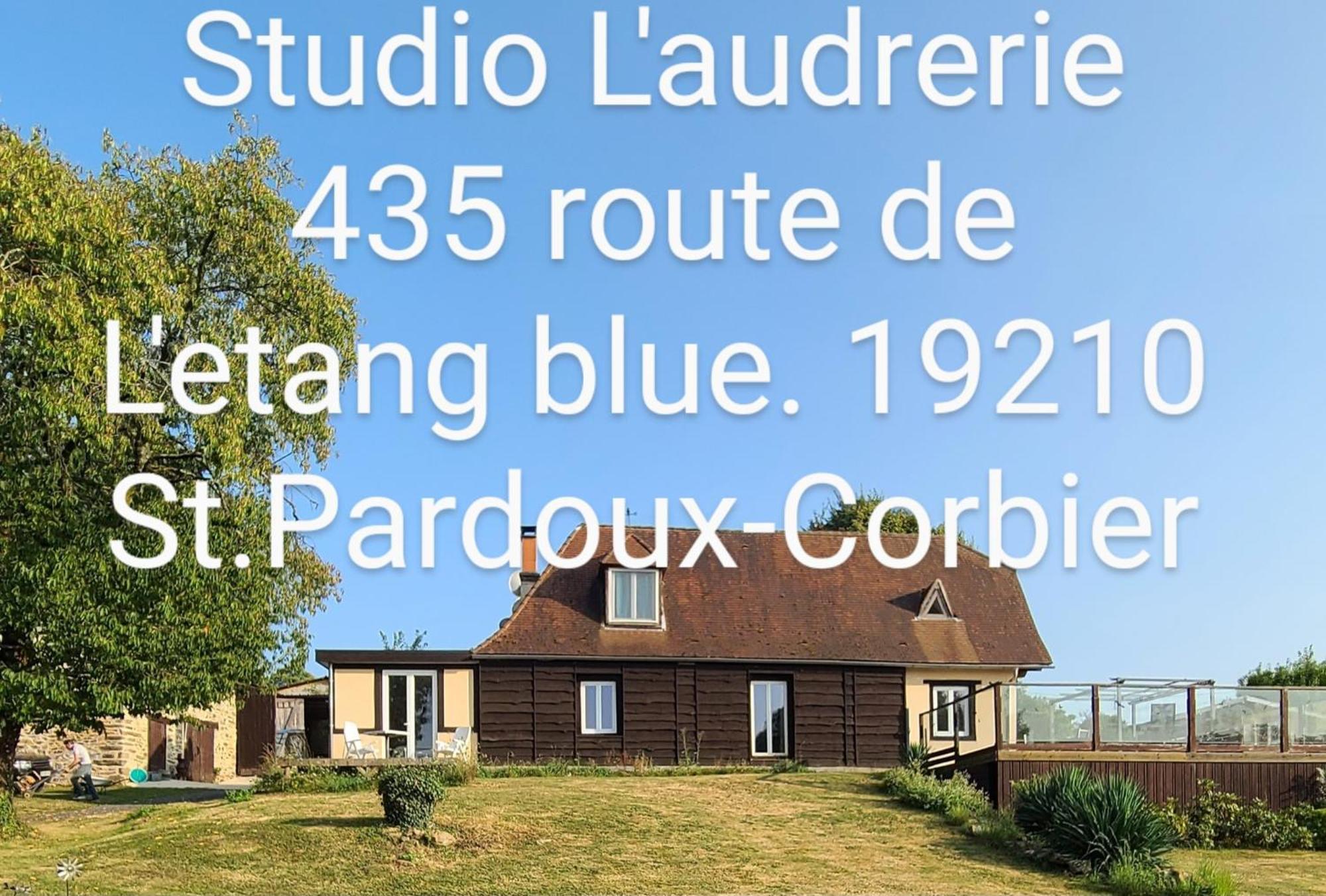 Studio L'Audrerie. Saint-Pardoux-Corbier Bagian luar foto